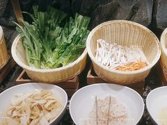 -犇放和牛烤肉·烤榴莲自助(苏宁城市奥莱店)