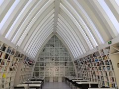 -钟书阁(松江泰晤士小镇店)