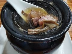 茶树菇排骨汤-江西小炒