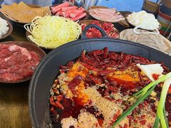 -黄潇洒老火锅(九眼桥宏济巷店)