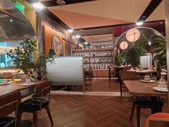 -芭莉与彩虹西餐厅(成都合生汇店)