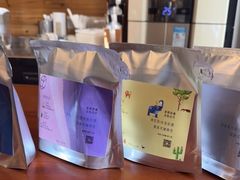 -Be Lived Cafe比例咖啡(摩天轮店)