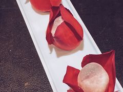 蓝莓雪娘果（半打）-广州文华东方酒店·江-由辉师傅主理