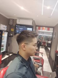 -好先生男士理发馆