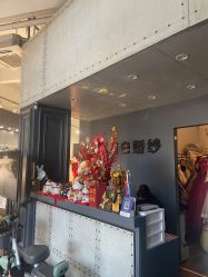 -深白婚纱艺术馆(王府壹号店)