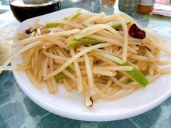 -天天向上素食餐厅(五台山店)