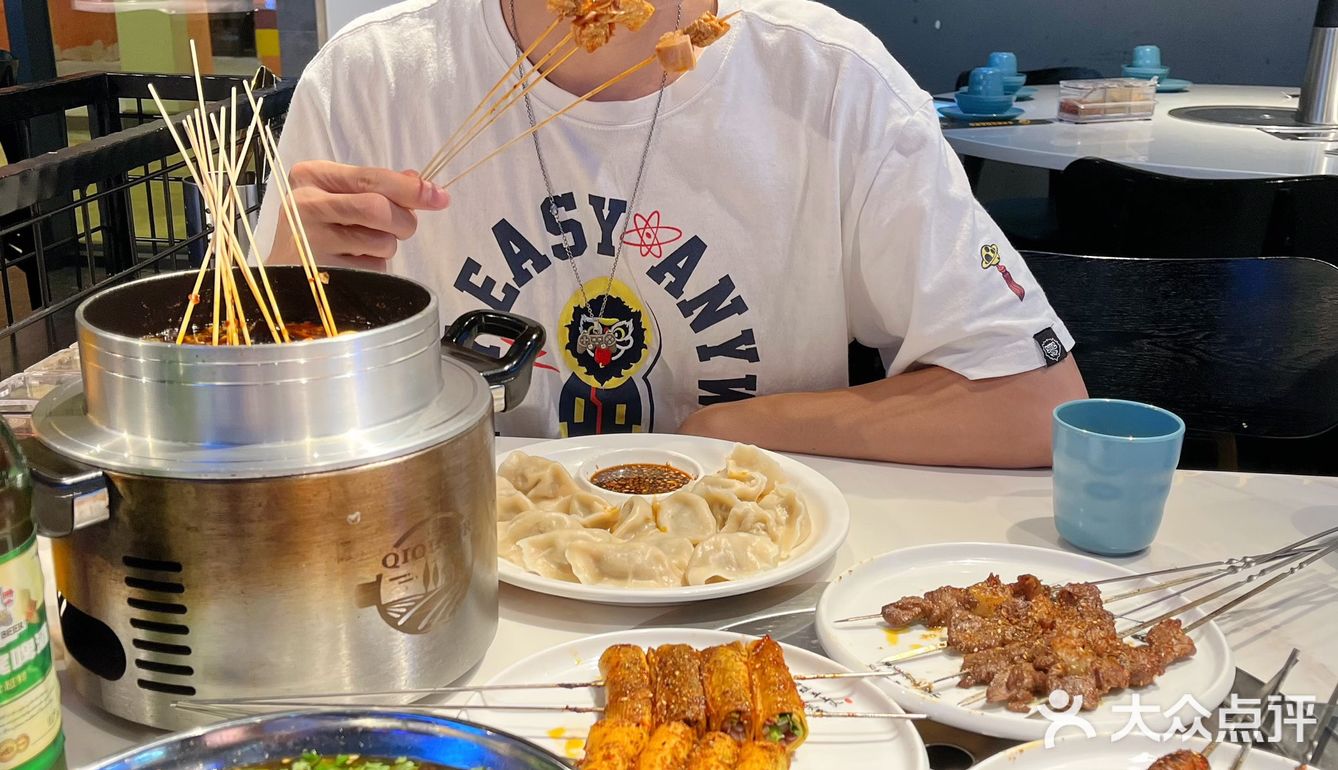 一家蚕蛹好好吃的东北菜馆|快来吃蚕