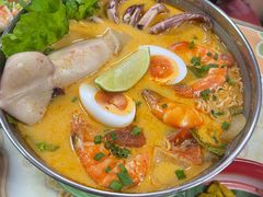 -Kat's Kitchen