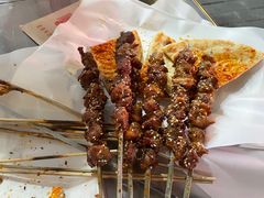 -巴汗羊肉串烧烤店