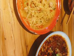 -先启半步颠小酒馆(白麓里店)