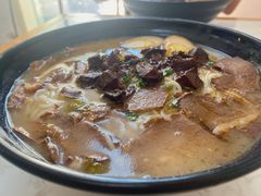 -花溪巷牛肉粉(泉城路店)