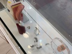 -海之声助听器(武宁南路店)