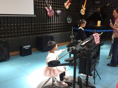 -IN-SHOW音秀音乐艺术中心 架子鼓钢琴(大宁校区)