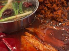 -山城年华老火锅(玉林店)