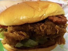 吮指十三鲜小龙虾烤鸡堡/鸡肉卷-肯德基(绍兴悦来店)