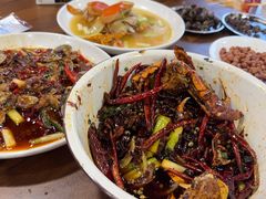 -辣螃铠盆盆蟹大排档(海昌店)