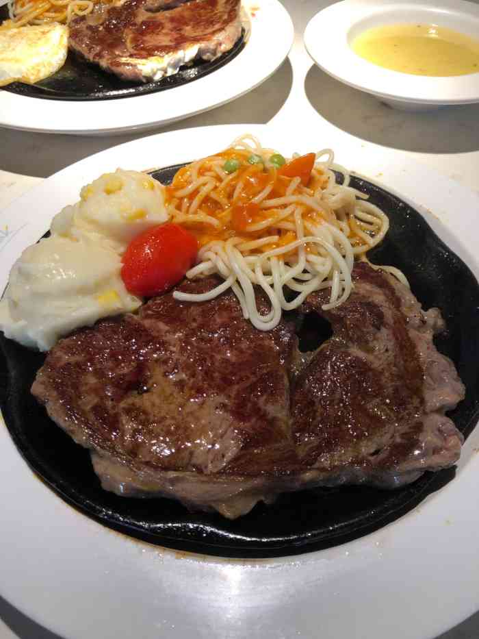 豪客来牛排(伟诚广场店)-"本身打算去m记,但系见到有豪客来,就冲左.