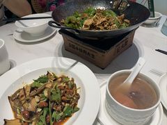 -费大厨辣椒炒肉(黄兴中心广场店)