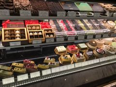 -布歌东京(金融街购物中心店)