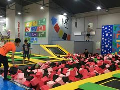 -Bounce Factory反弹工厂蹦床公园(群力店)
