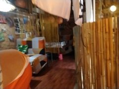 -树洞桌游宠咖小酒馆