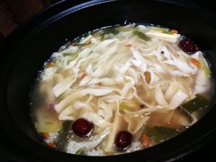 -陆记牛庄·碳锅龙虾烧烤(爱上花园店)