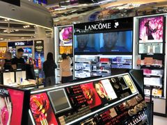 -日上免税店(三径路t3店)