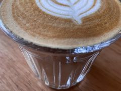拿铁-ZAZA.CAFE.BAR