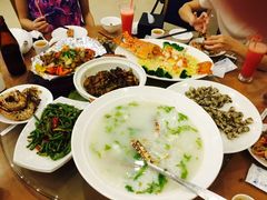 -顺峰渔港中国人的餐厅