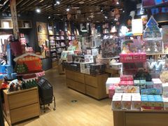 -九木杂物社(东方新天地店)