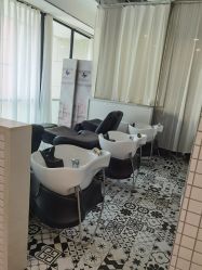 -ON STAR SALON