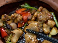 酱爆猪生肠-天宝食坊·啫啫煲大排档(西华路店)