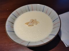 杏仁豆腐-山杏yama-katsu·吉列炸物
