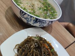 -西部马华清真兰州牛肉面·烧烤夜市(三里河店)