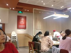 大堂-喜家德虾仁水饺(华强天虹店)
