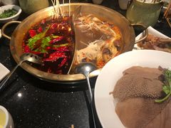 -潮火锅·麻辣牛肉火锅(观音桥方圆·LIVE店)