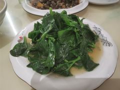 -七的湖·晚芳亭·阳澄湖农家菜·大闸蟹(莲花岛店)