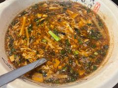 -贺记湘菜馆(东体育会路店)