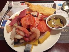 -荣誉国际酒店-云顶旋转餐厅