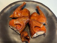 脆炸乳鸽-荣小馆(安达仕店)