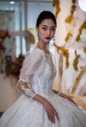 -欣薇婚纱(新源乐汇城店)