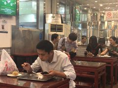 大堂-护国寺小吃(新街口店)