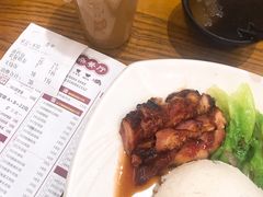 叉烧饭-繁仔牛杂(石排店)