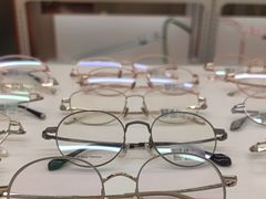 -无奔眼镜·蔡司·依视路授权店(朝阳大悦城店)