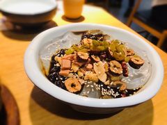 红糖冰粉-胡马八破·川菜小馆(高新万达店)