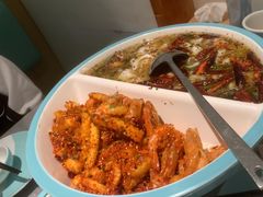 -姚姚酸菜鱼·金戈戈香港豉油鸡(喜荟城联名店)