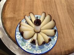 -东北哈尔滨酱骨头馆房掌柜铁锅炖