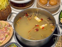 -煲王粤菜餐厅(中侨中心店)