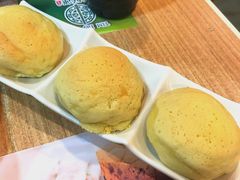 酥皮焗叉烧包-添好运点心专门店(中环IFC店)