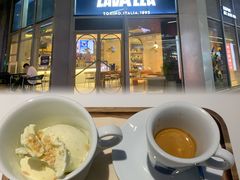 -LAVAZZA拉瓦萨咖啡(中航城君尚购物中心店)